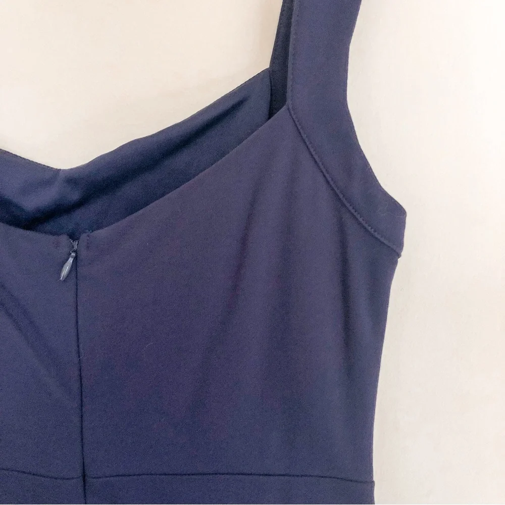 Francesca’s Sleeveless Sweetheart Dress - Picture 5 of 10